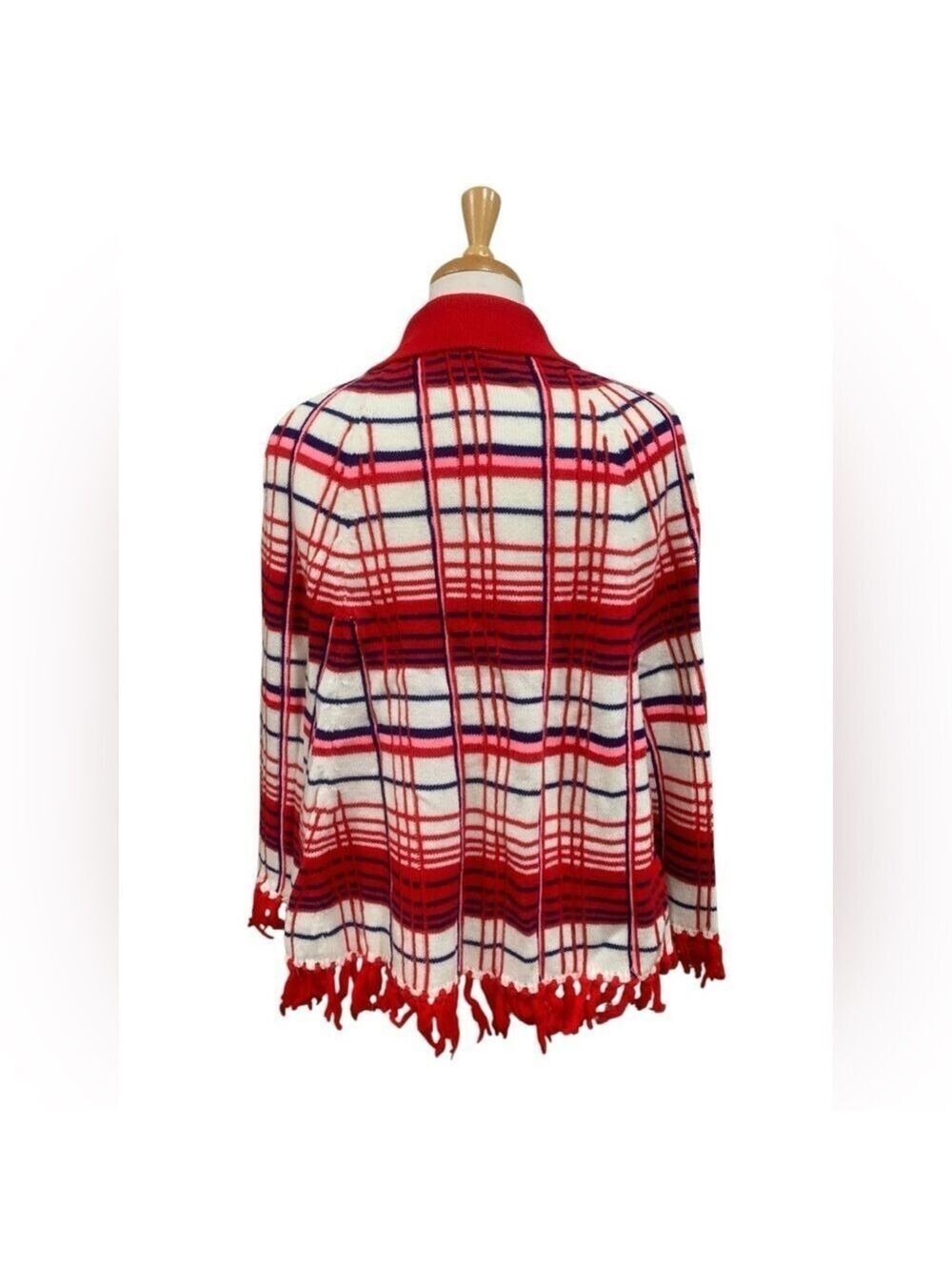 Vintage 70’s knit button up cape in multicolor plaid with fringe detail size S/M - Picture 4 of 6